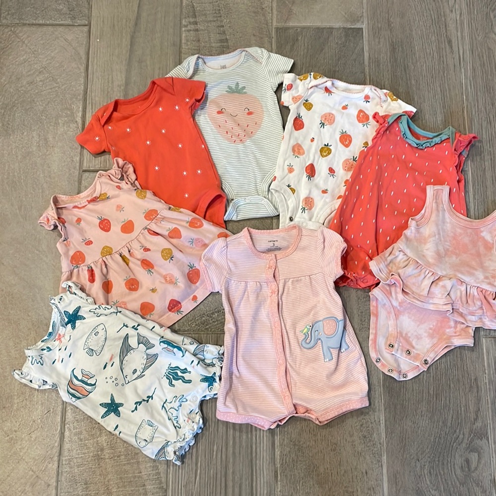 Bundle of 8 Girl Summer Outfits 3M